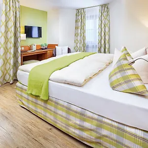 https://altstadt-hotel-zum-hechten.com-bavaria.com